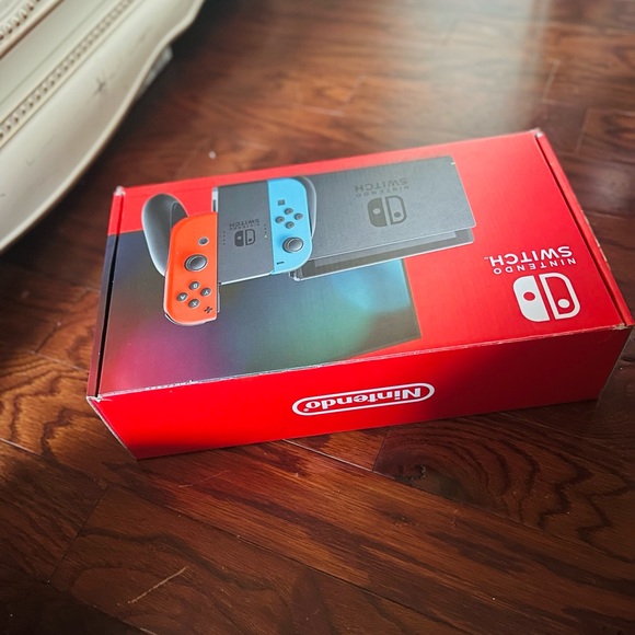 Nintendo Switch!!!! - Picture 5 of 14